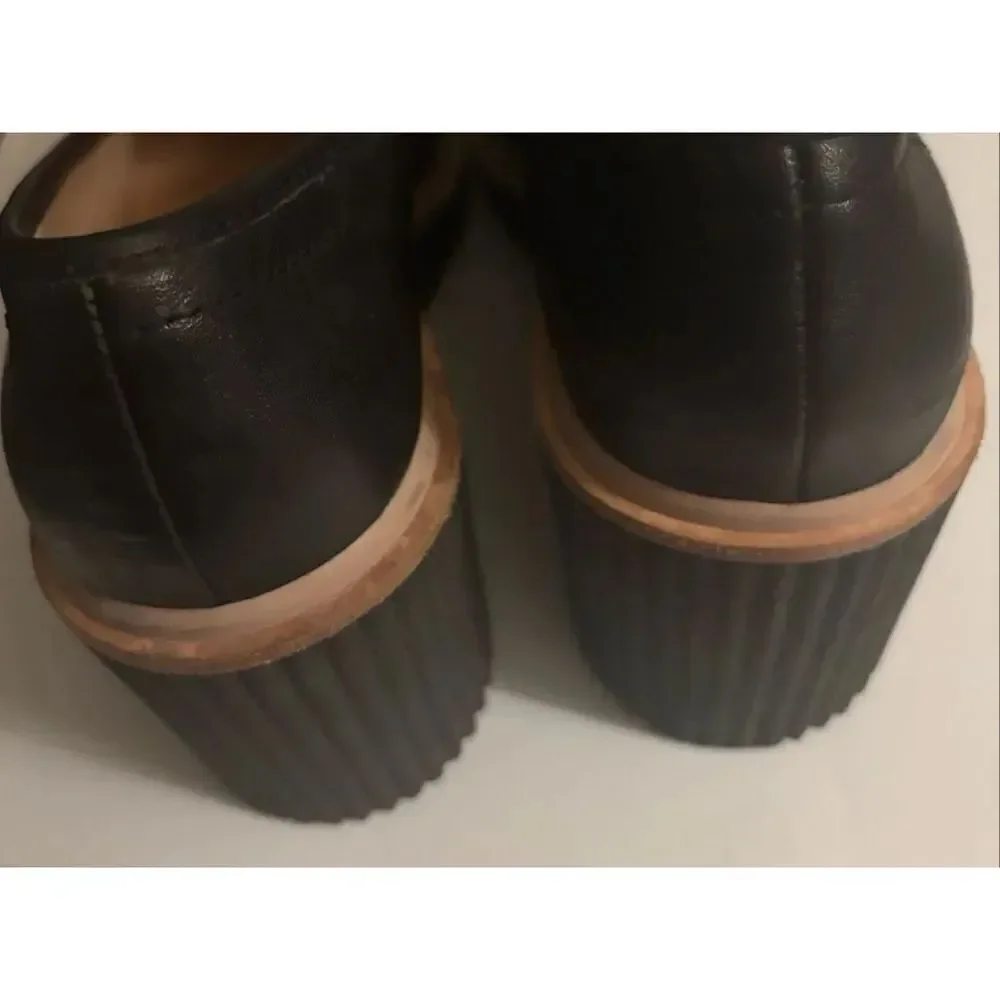 DOLCE VITA Leather Brenan Wedges in Black Size 9.5